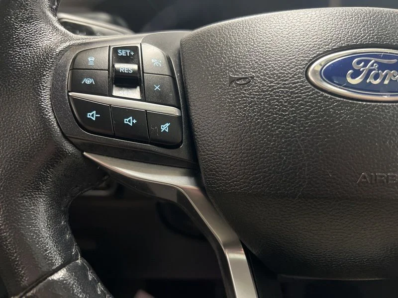 Used 2020 White Ford Limited image 23