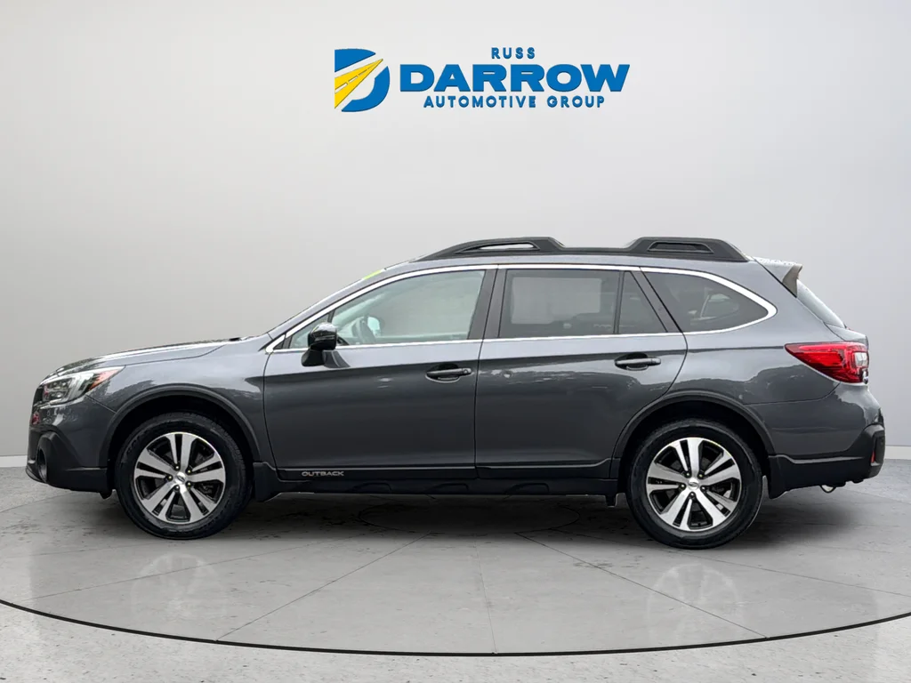 Used 2018 Gray Subaru 2.5i image 2
