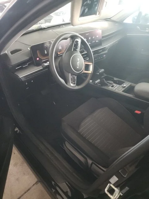 Certified Used 2025 Black Kia LXS image 6