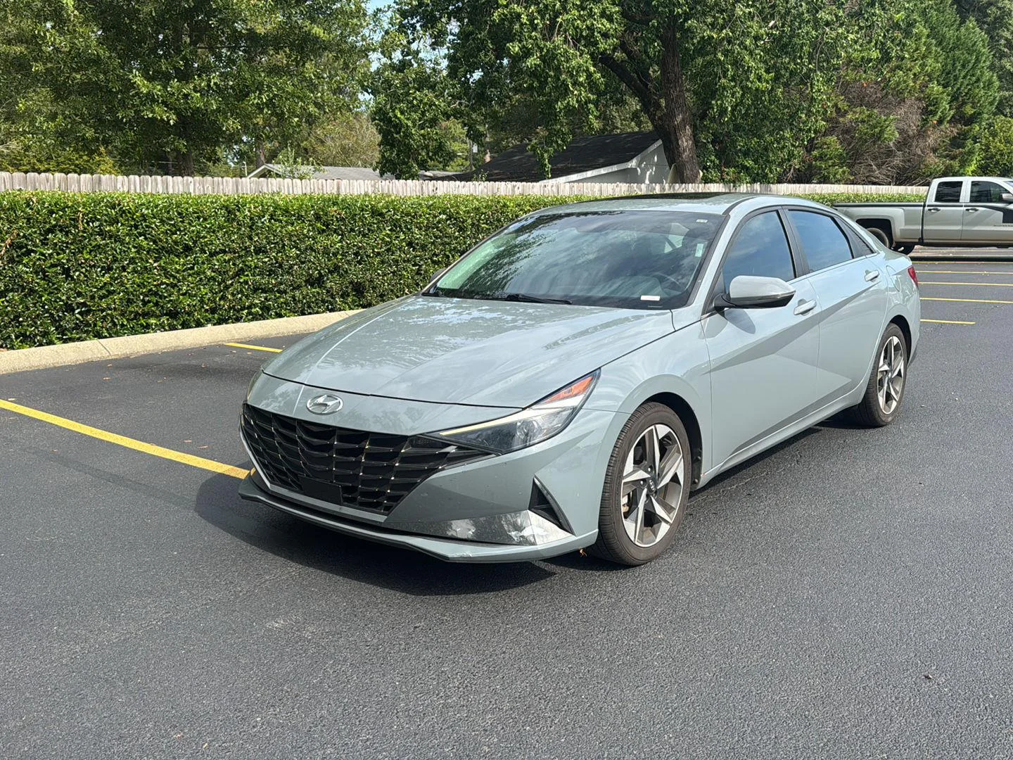 Used 2022 Electric Shadow Hyundai SEL image 8