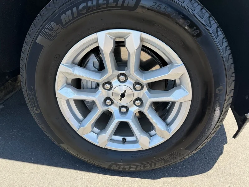 Used 2023 Summit White Chevrolet RST image 29