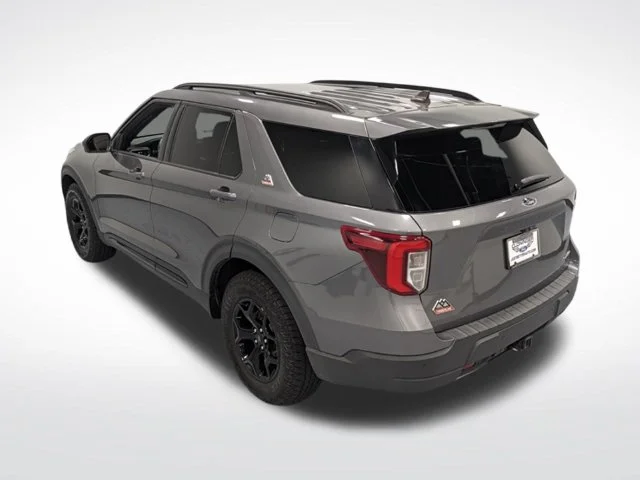 Used 2023 Gray Ford Timberline image 8