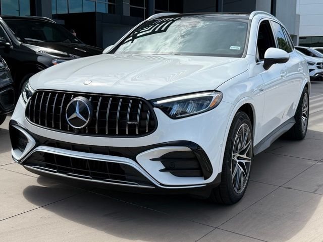 2025 Mercedes-Benz GLC