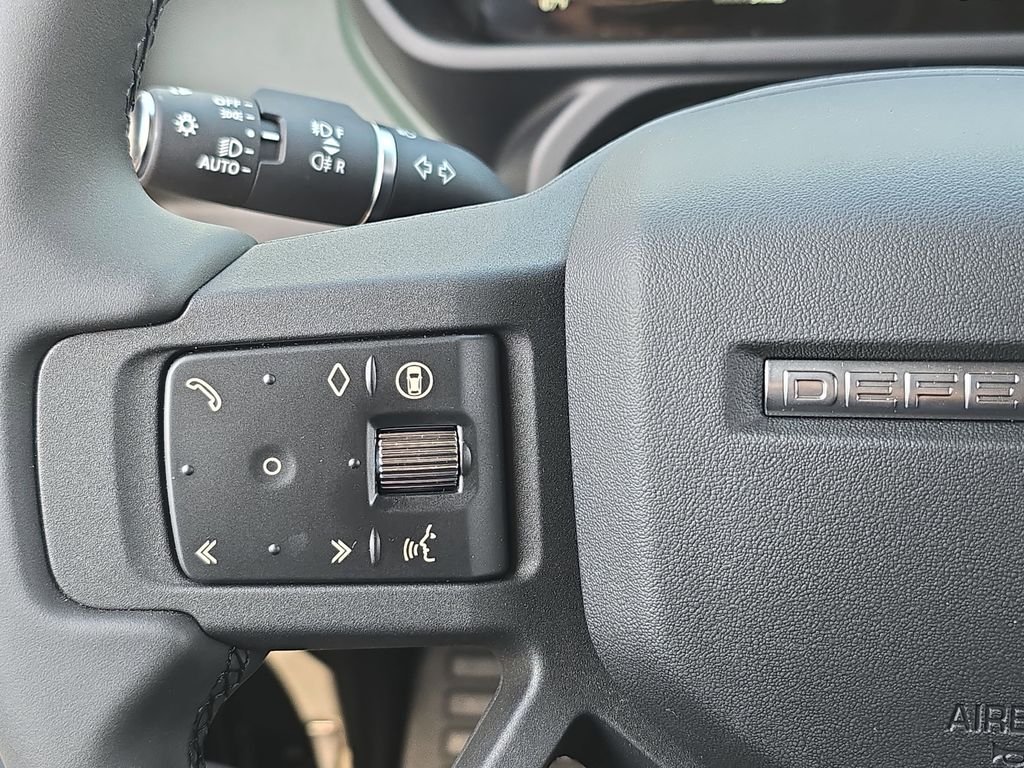 New 2026 Keswick Green Land Rover Trophy Edition Keswick image 17