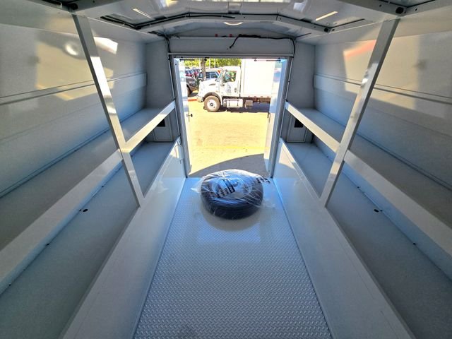 New 2026 Bright White Clearcoat RAM Tradesman image 15
