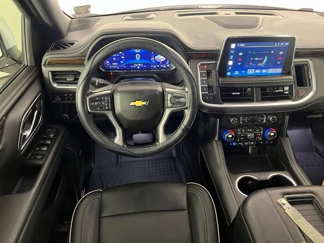 Used 2022 White Chevrolet Premier image 33