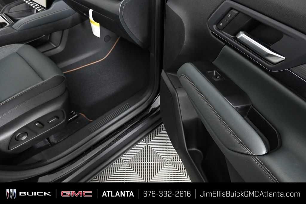2026 GMC Terrain AT4 - Photo 24
