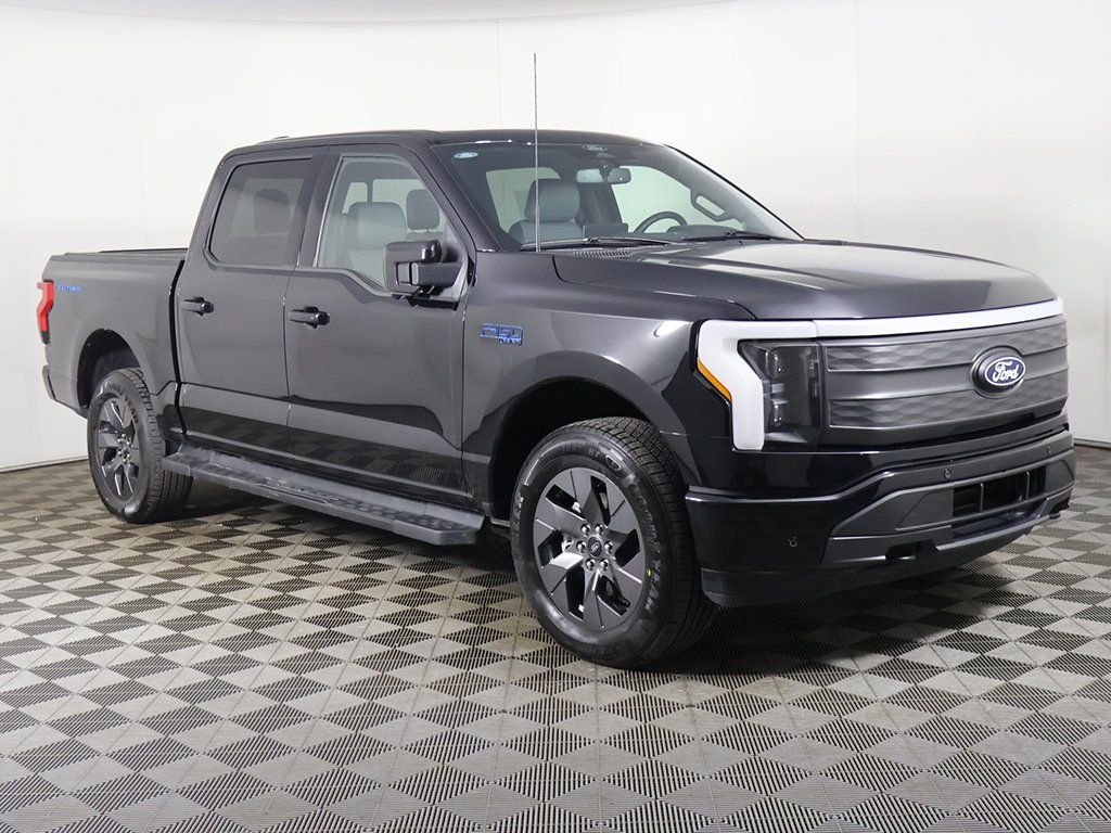 Used 2025 Ford F-150 Lightning Lariat with VIN 1FT6W5L74SWG06061 for sale in Akron, OH