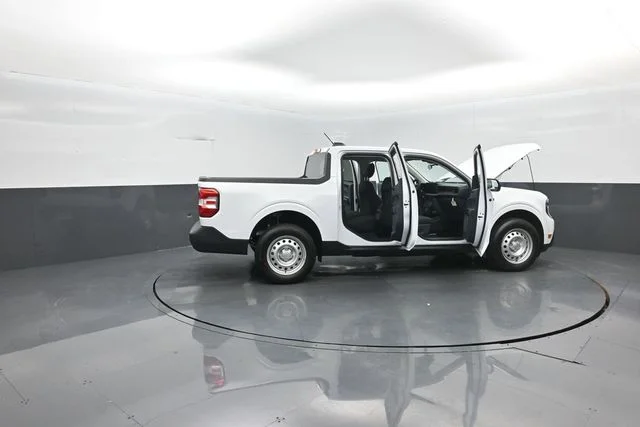 New 2026 Oxford White Ford XL image 42