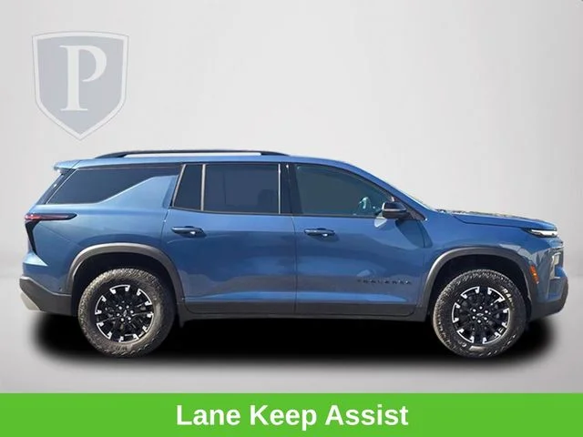 Used 2024 Blue Chevrolet Z71 image 4