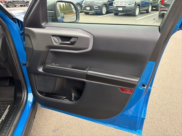 Used 2025 Blue Ford Outer Banks image 9