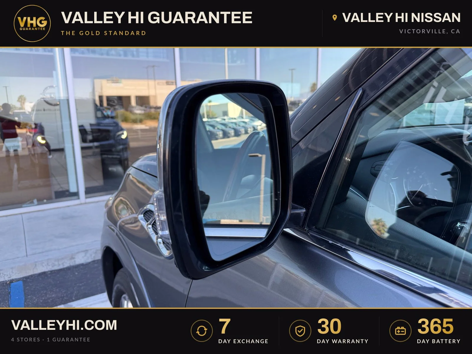 Used 2017 Gray INFINITI Base image 9