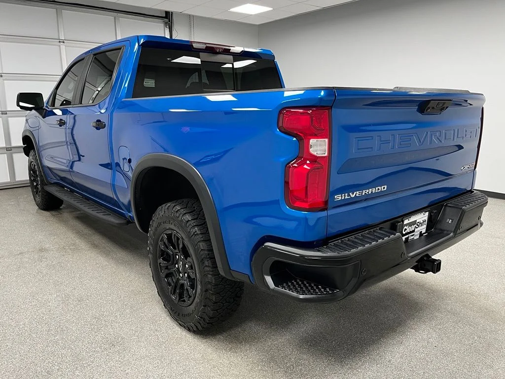Used 2022 Blue Chevrolet ZR2 image 7