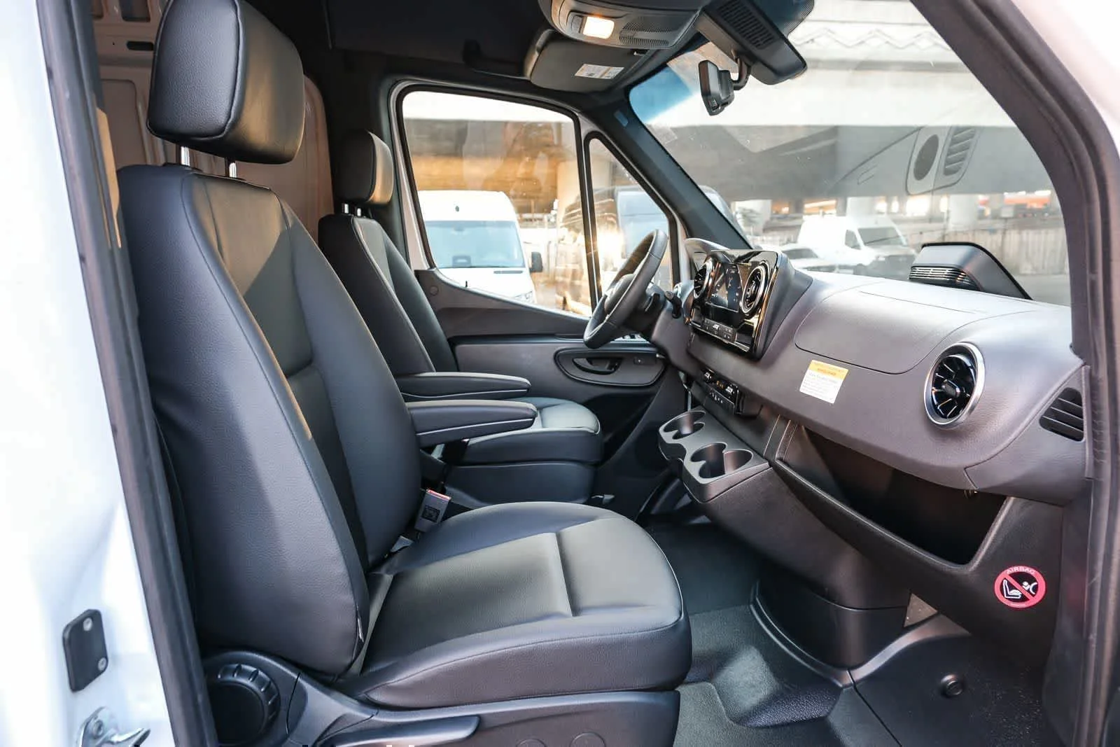 New 2026 Arctic White Mercedes-Benz Cargo 144WB High Roof RWD 2.0L I4 Diesel Turbo HO image 25