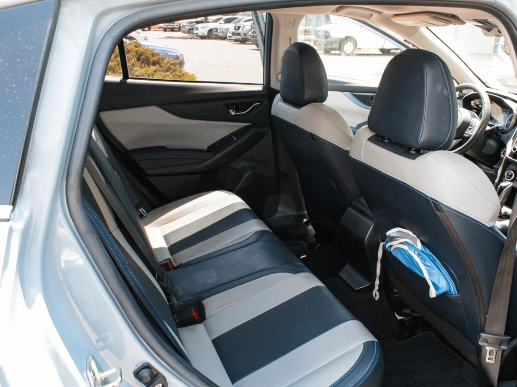Used 2019 Lagoon Blue Pearl Subaru Hybrid image 30