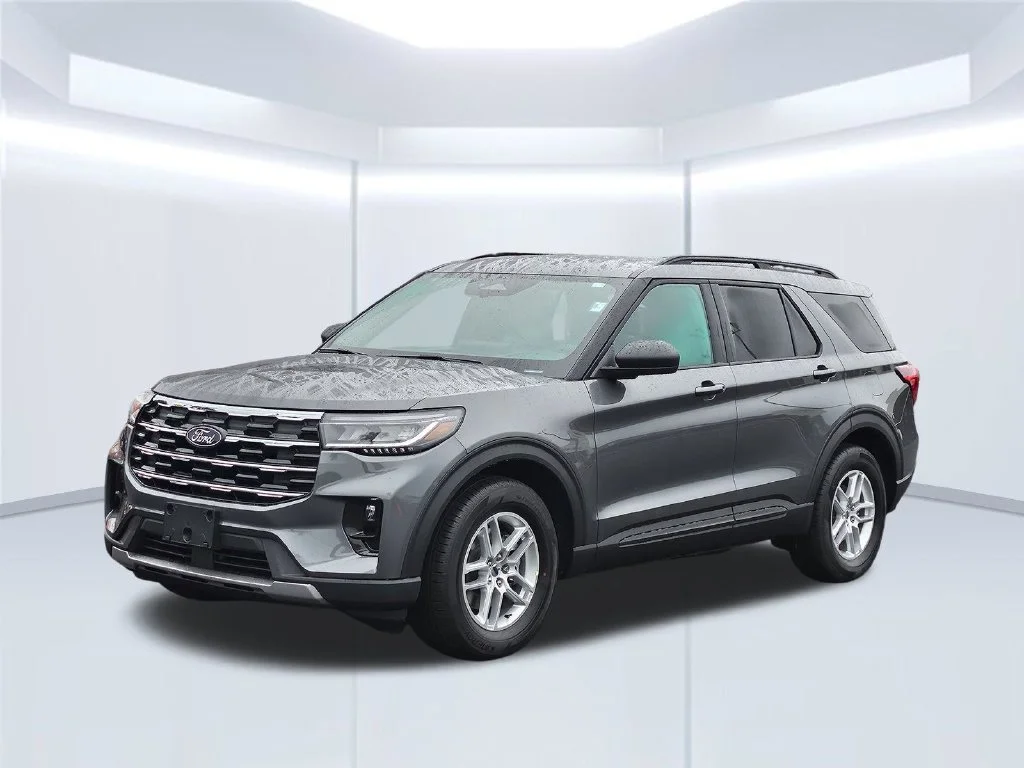 New 2027 Gray Ford Active image 2