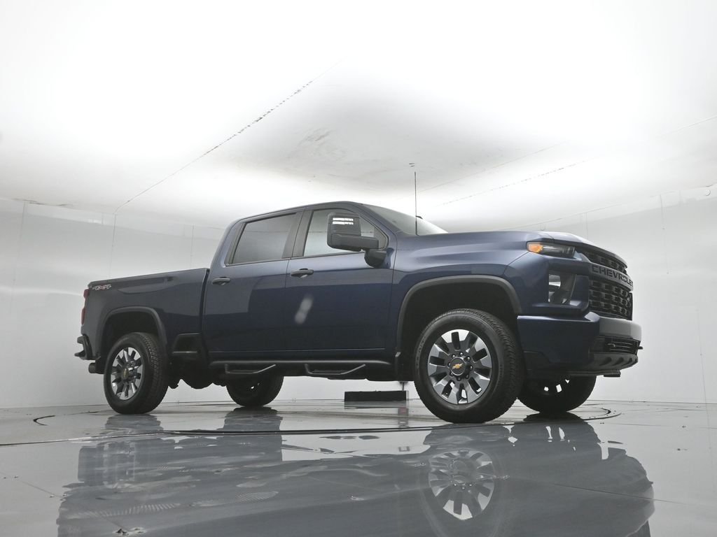 Certified Used 2022 Blue Chevrolet Custom image 4