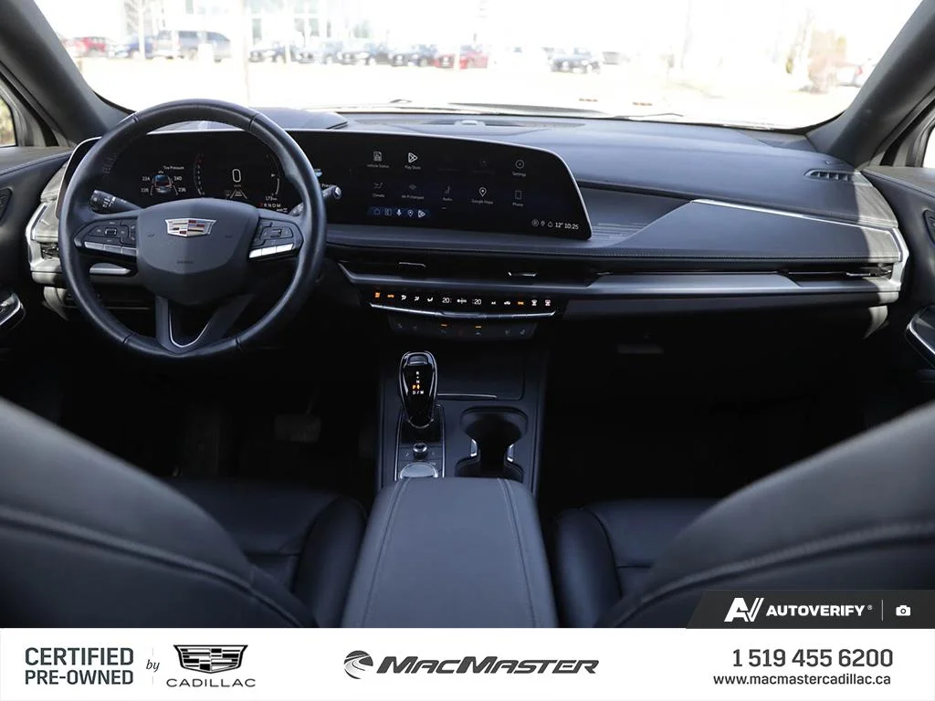 Certified Used 2024  Cadillac Premium Luxury image 28