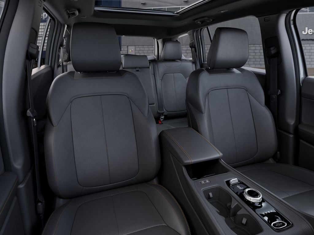 New 2026 Bright White Clear-Coat Exterior Paint Jeep Limited image 16