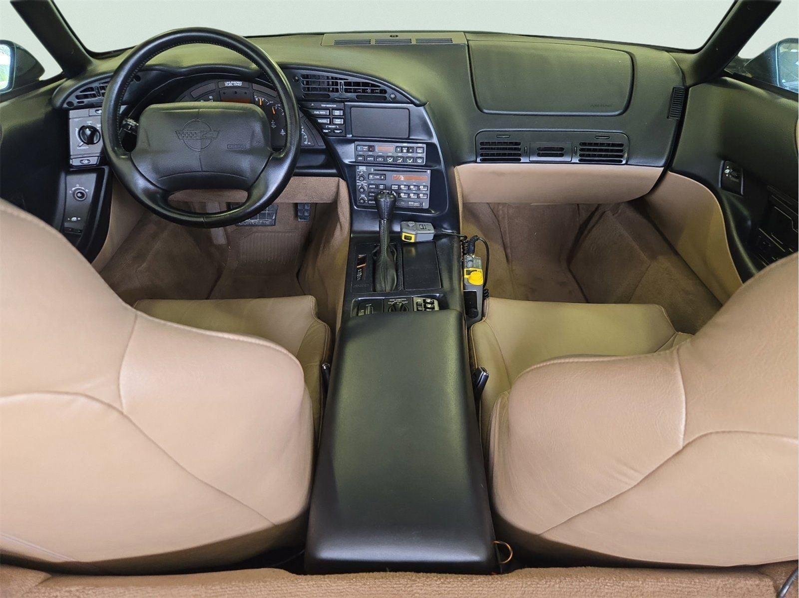 Used 1994 GREEN Chevrolet  image 13