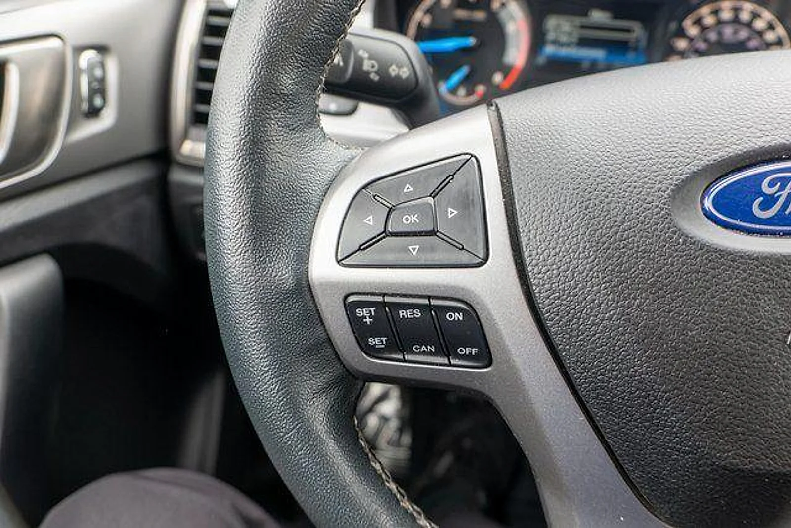 Used 2019 Burnt Orange Ford XL image 20