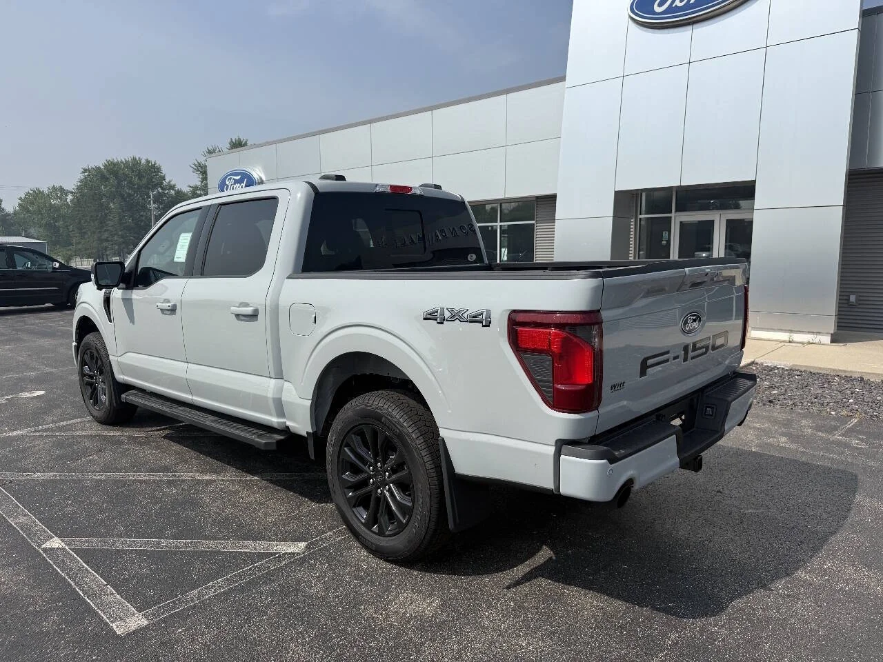 New 2026 Avalanche Gray Ford XLT 4x4 4dr SuperCrew 5.5 ft. SB image 6