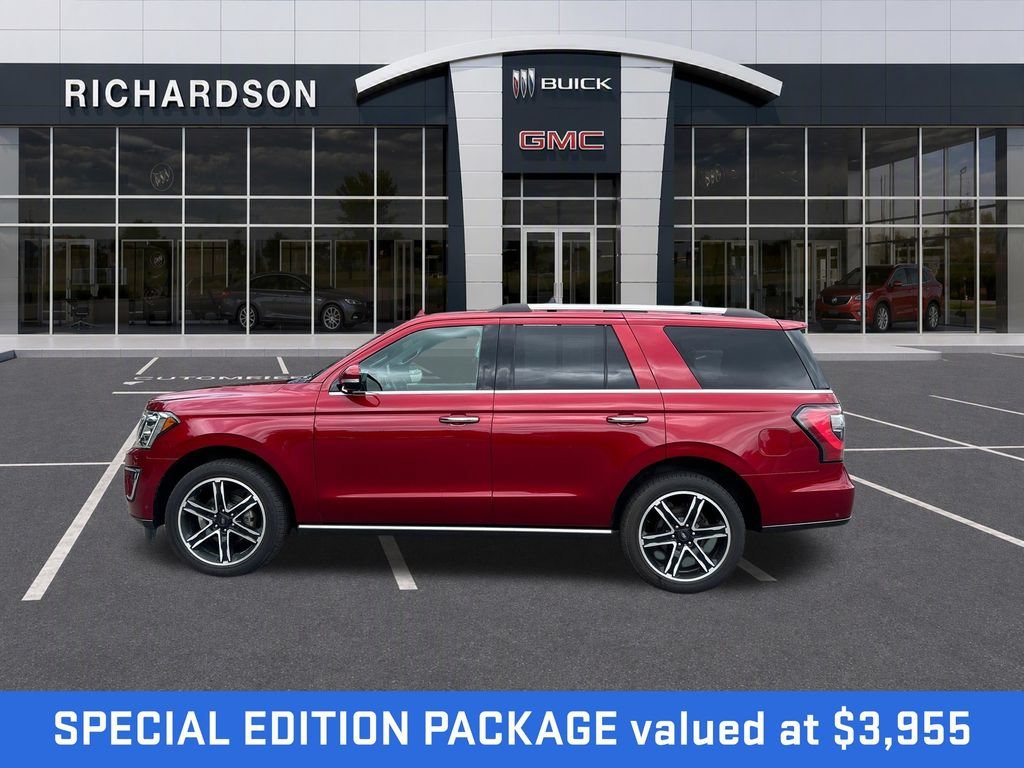 Used 2019  Ford Limited image 2