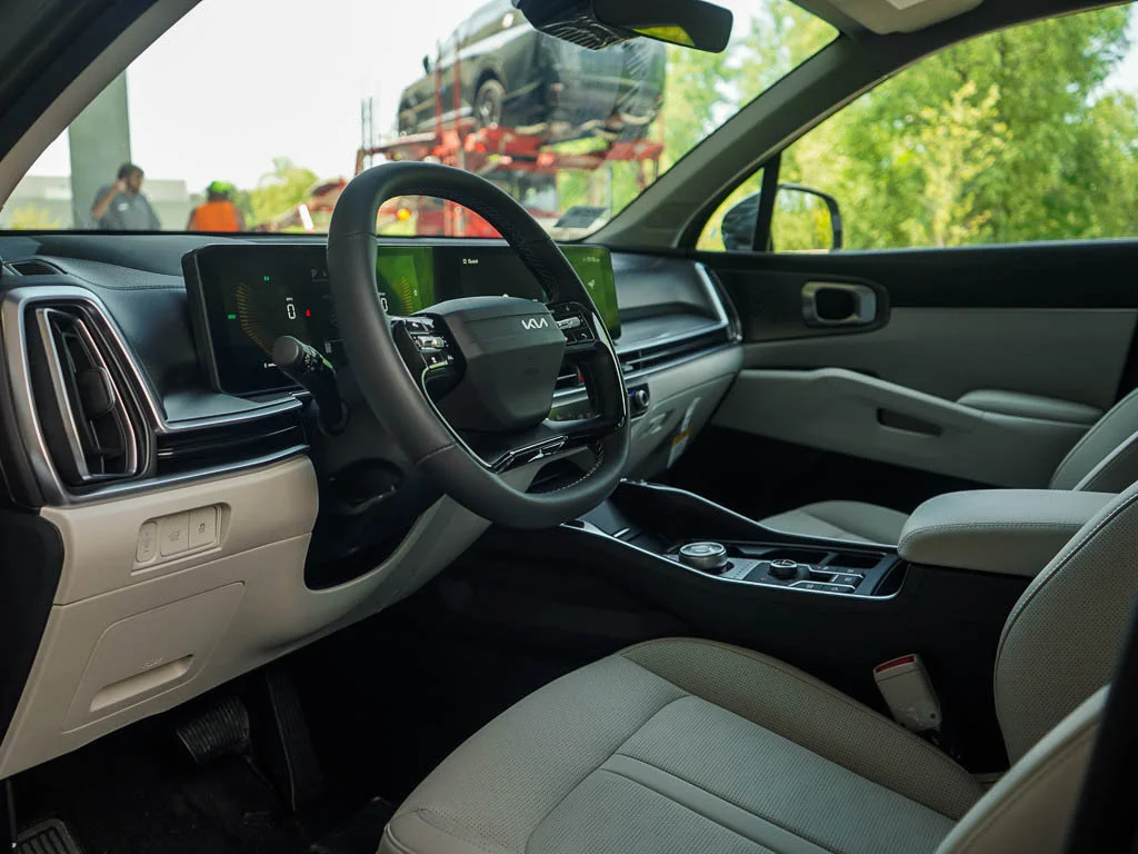New 2026 Cityscape Green Kia EX AWD image 19