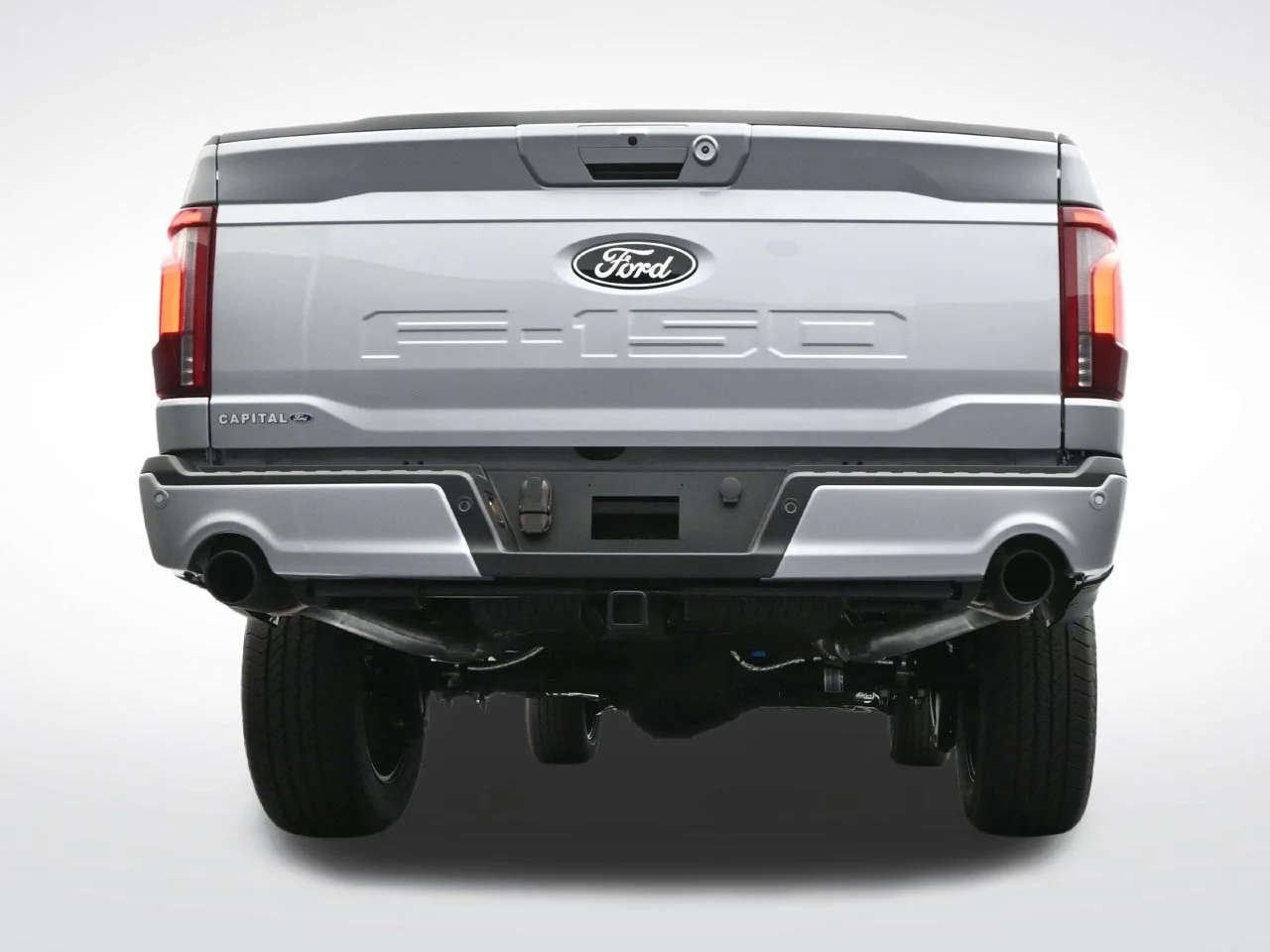 Used 2025 Silver Metallic Ford Lariat image 37