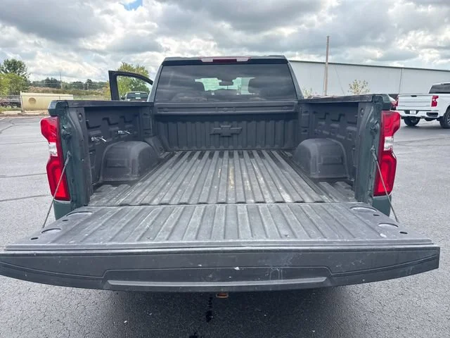 Used 2025 Cypress Gray Chevrolet LTZ image 27
