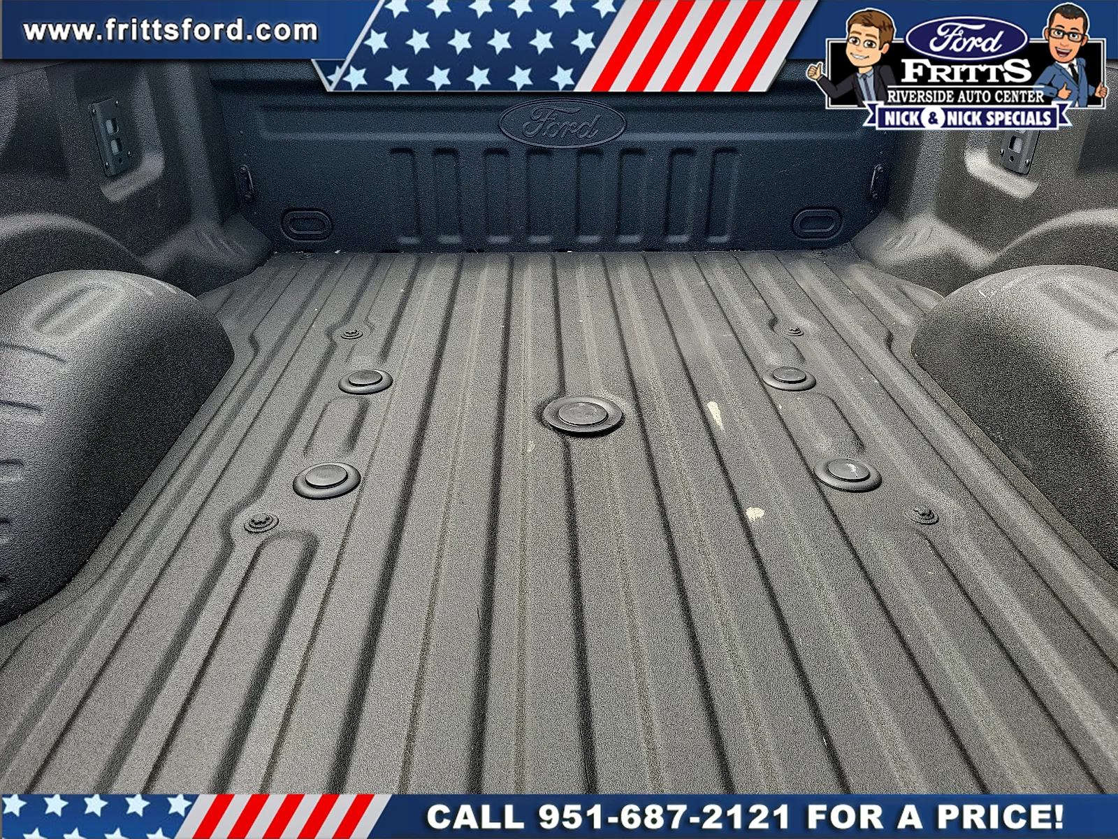 Used 2024 Gray Metallic Ford Lariat image 19