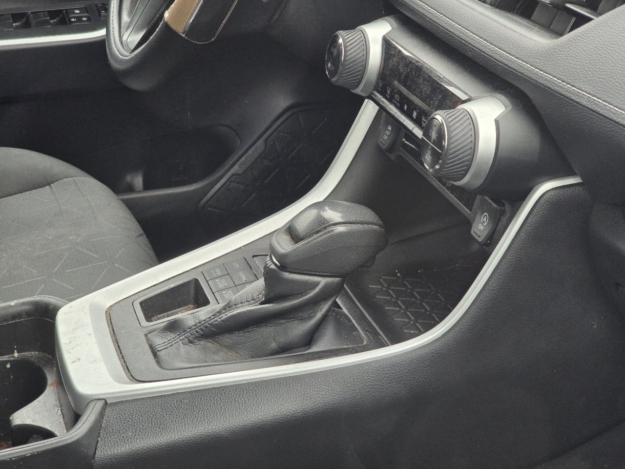 Certified Used 2021 Red Toyota XLE image 13