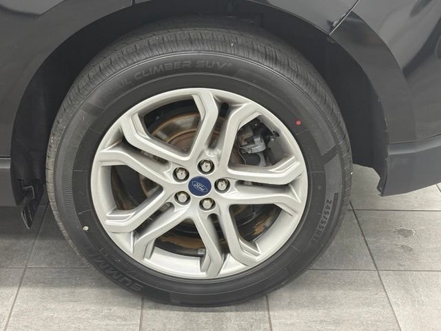Used 2017 Black Ford Titanium image 7