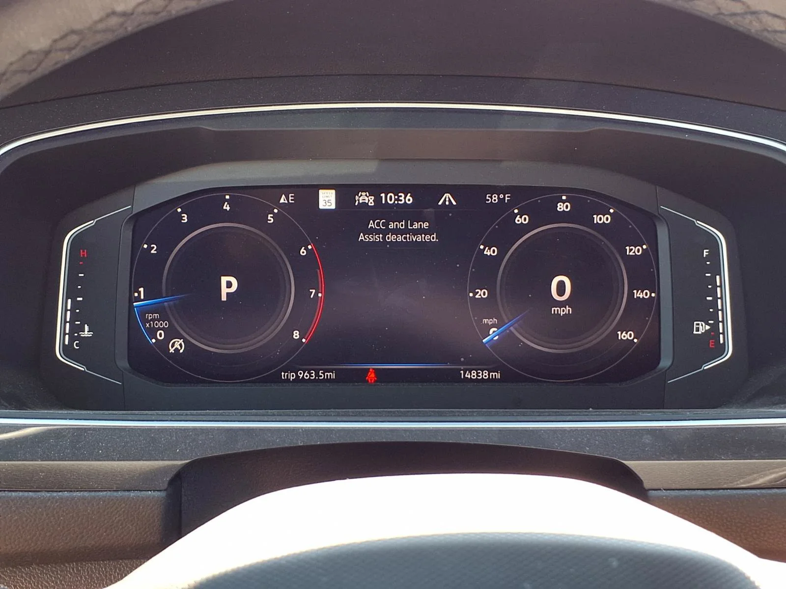 Used 2024  Volkswagen SEL R-Line image 17