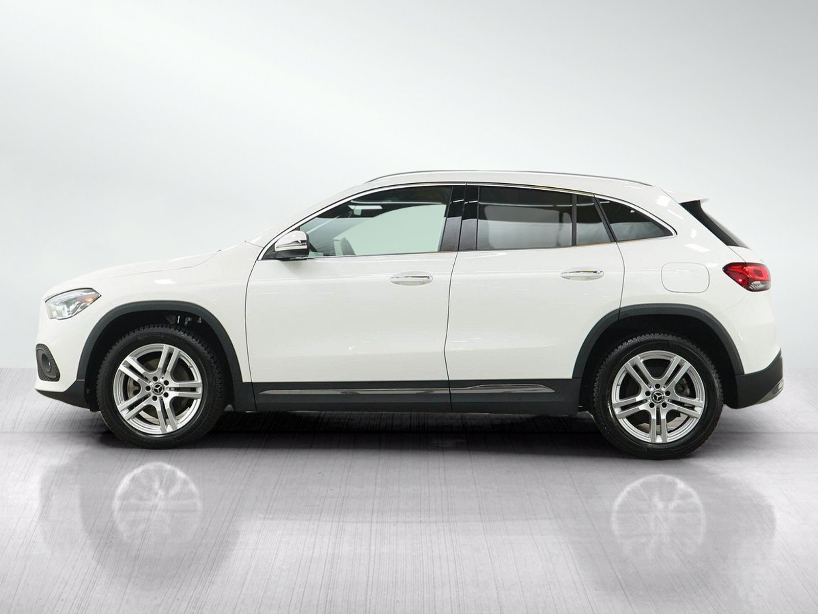 Used 2022 Mercedes-Benz GLA GLA250 with VIN W1N4N4HB8NJ328485 for sale in South Saint Paul, Minnesota