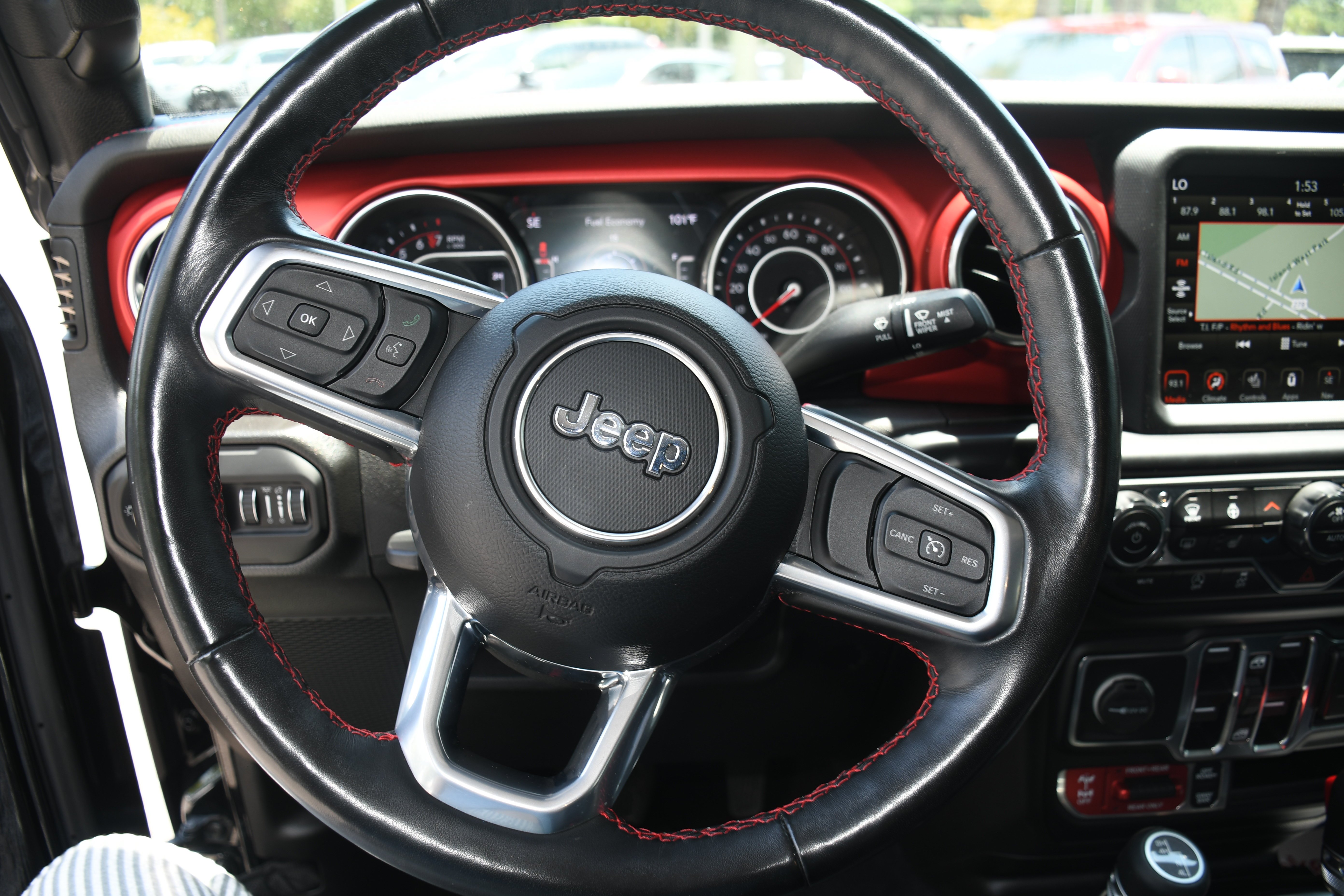 Used 2022 Black Jeep Rubicon image 11