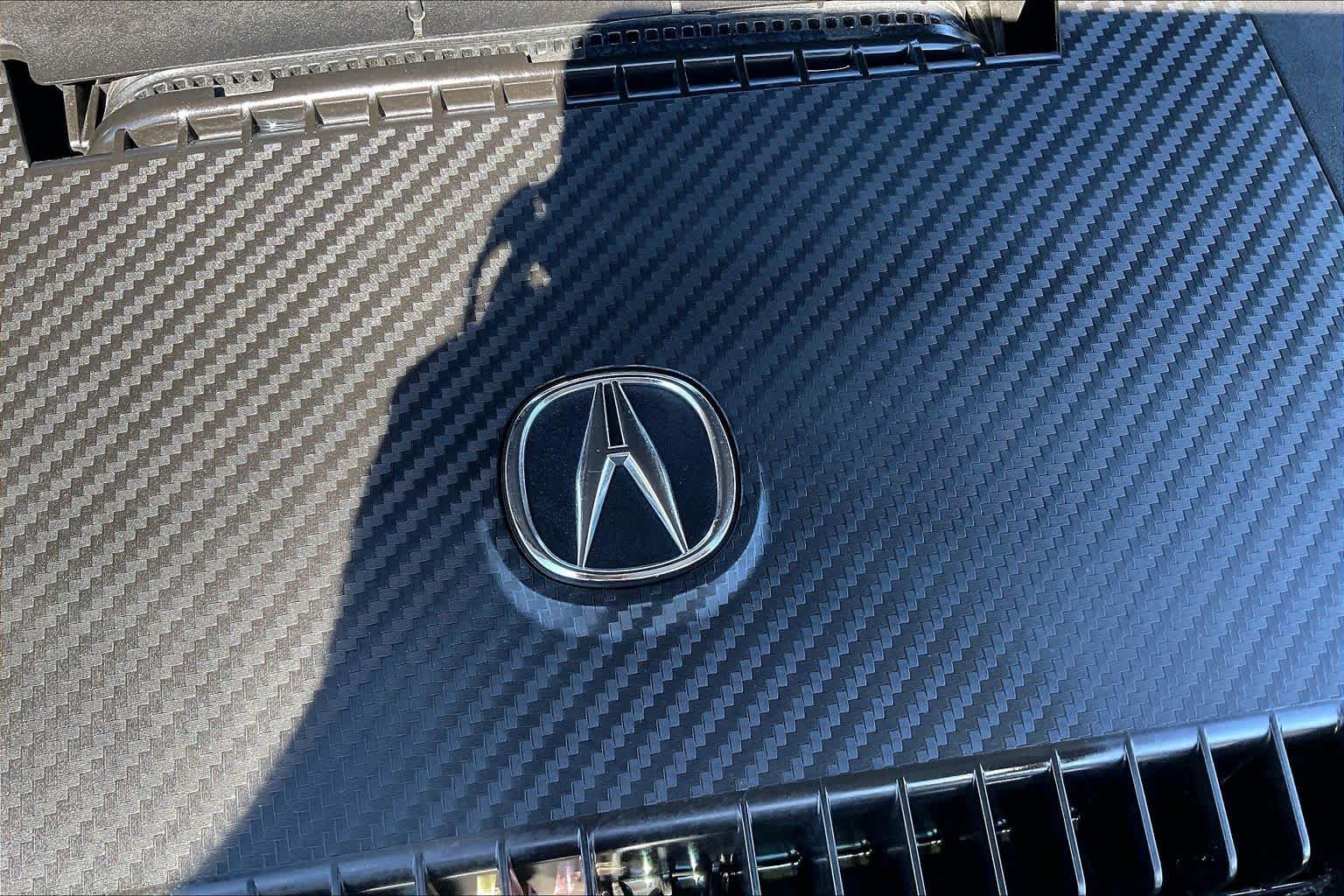 Used 2024 Majestic Black Pearl Acura  image 30