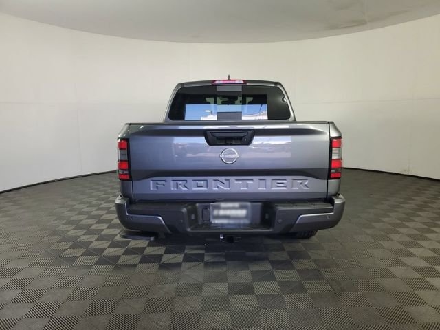 New 2026 Gun Metallic Nissan Crew Cab SV image 6