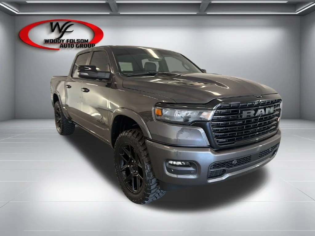 New 2026 Granite Crystal Metallic Clear-Coat Exterior Paint RAM Laramie image 3