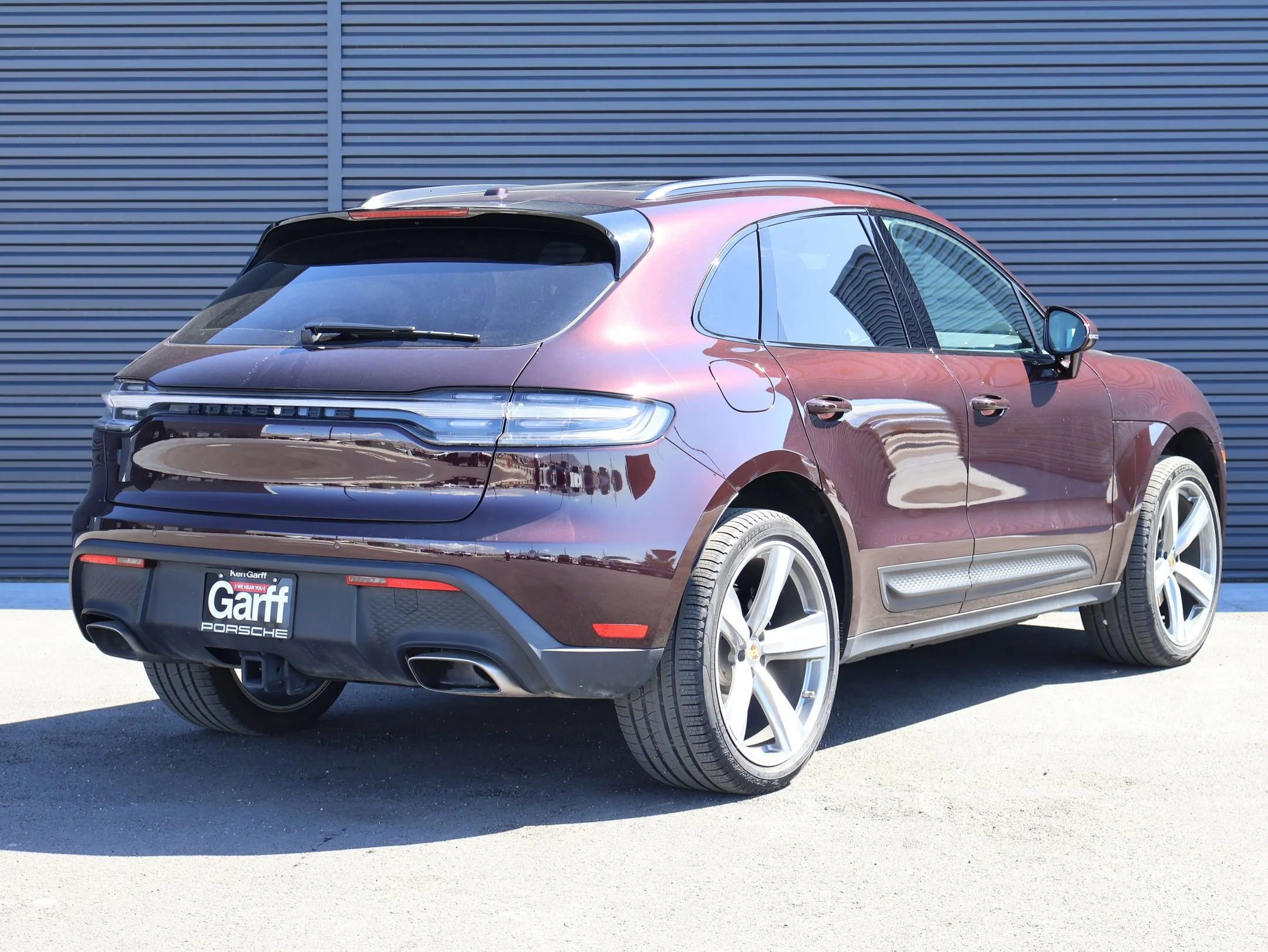2026 Porsche Macan - Photo 9