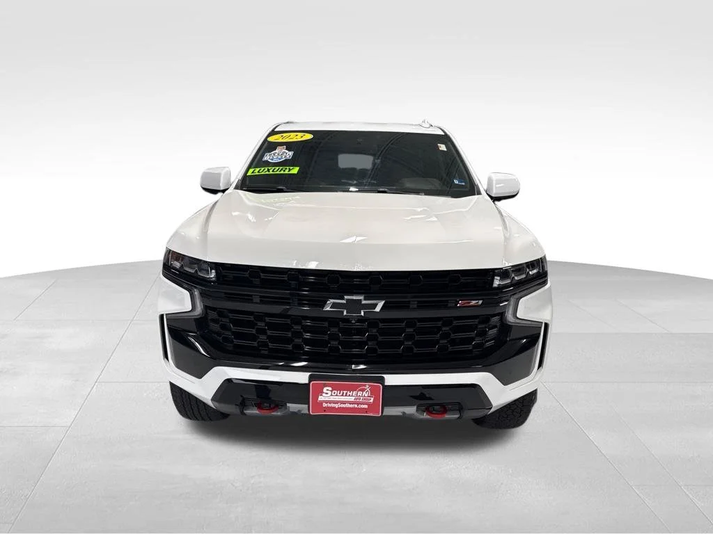 Used 2023 White Chevrolet Z71 image 13