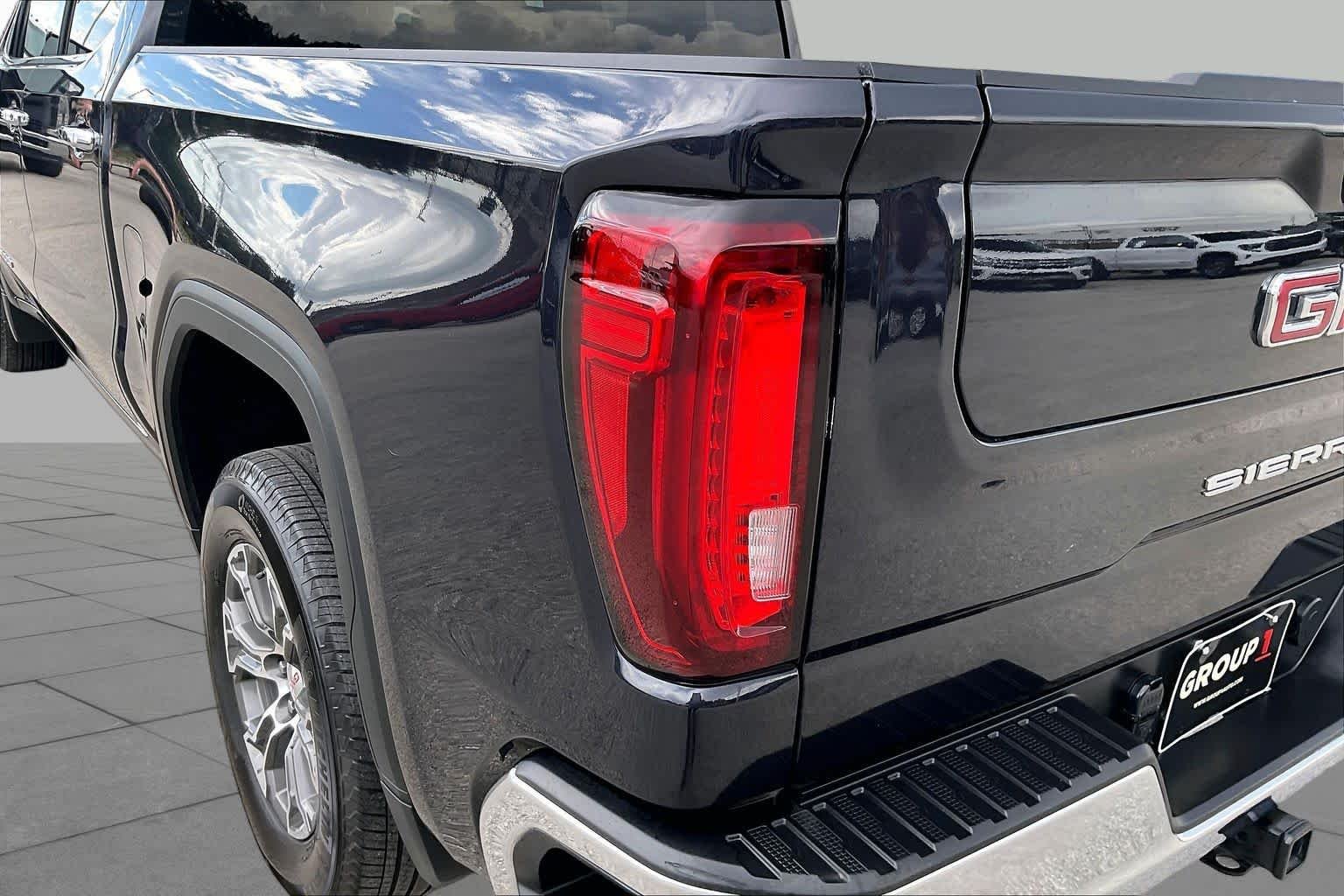 Used 2026 Titanium Rush Metallic GMC SLT image 29