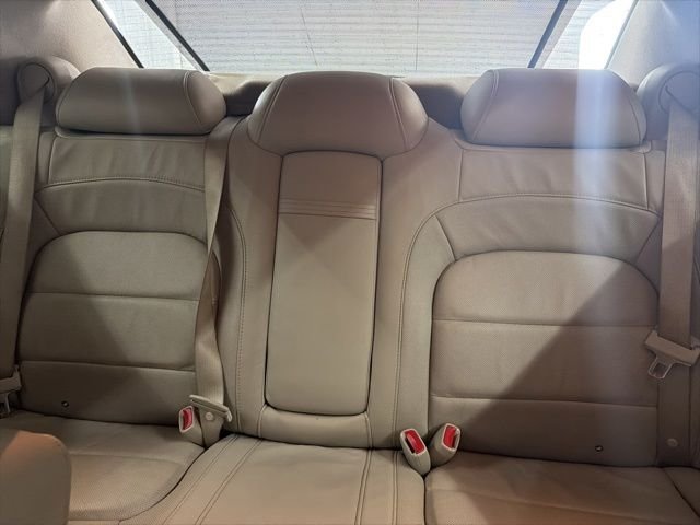 Used 2005 Light Cashmere Cadillac DHS image 12