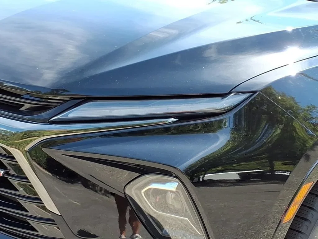 Used 2023 BLACK Chevrolet RS image 27