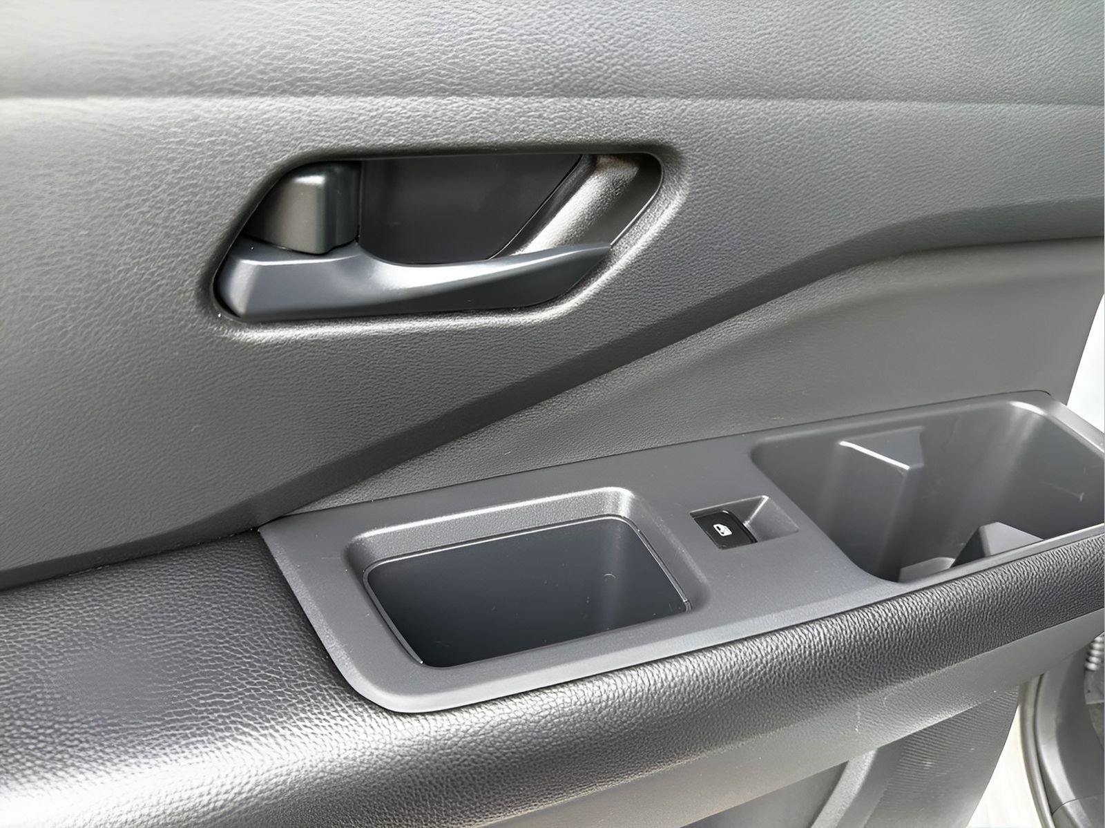 Used 2024 Silver Nissan SV image 20