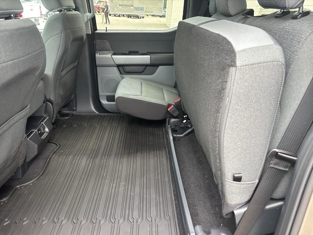 New 2026 Marsh Gray Ford XLT image 11