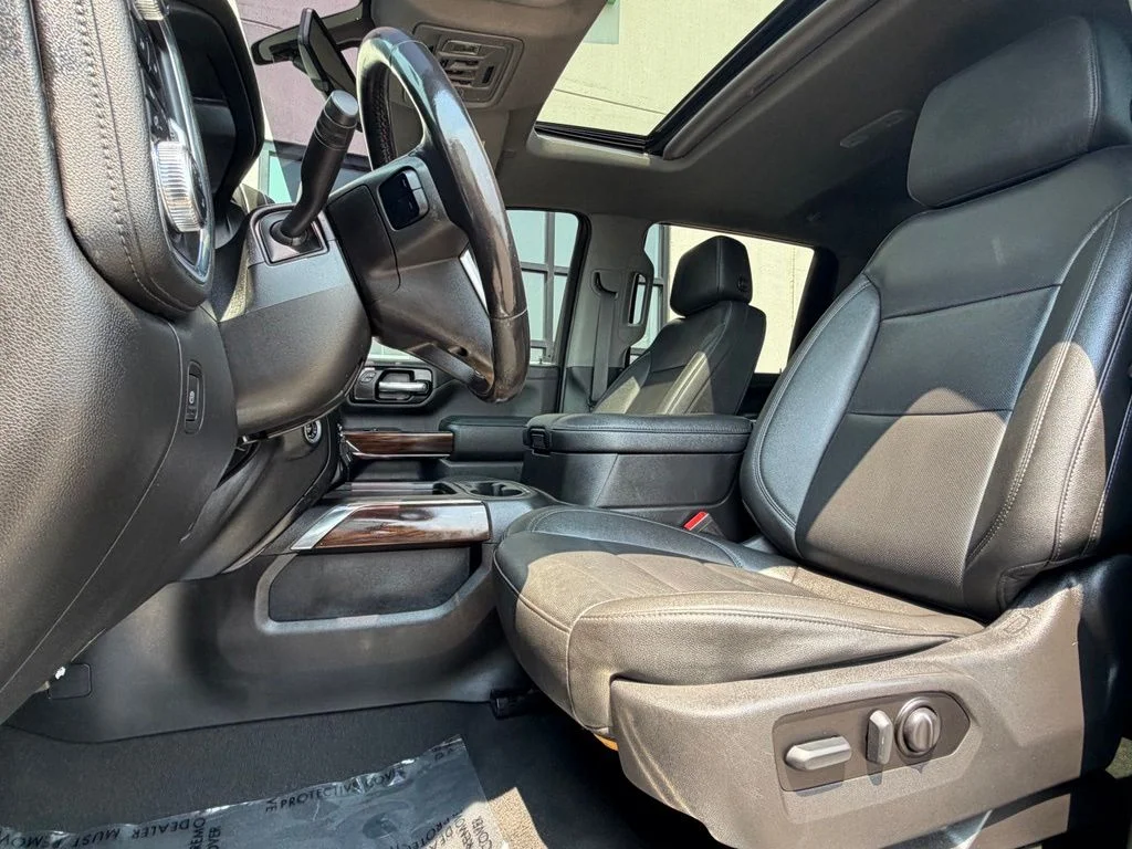 Used 2022 Black GMC SLT image 10