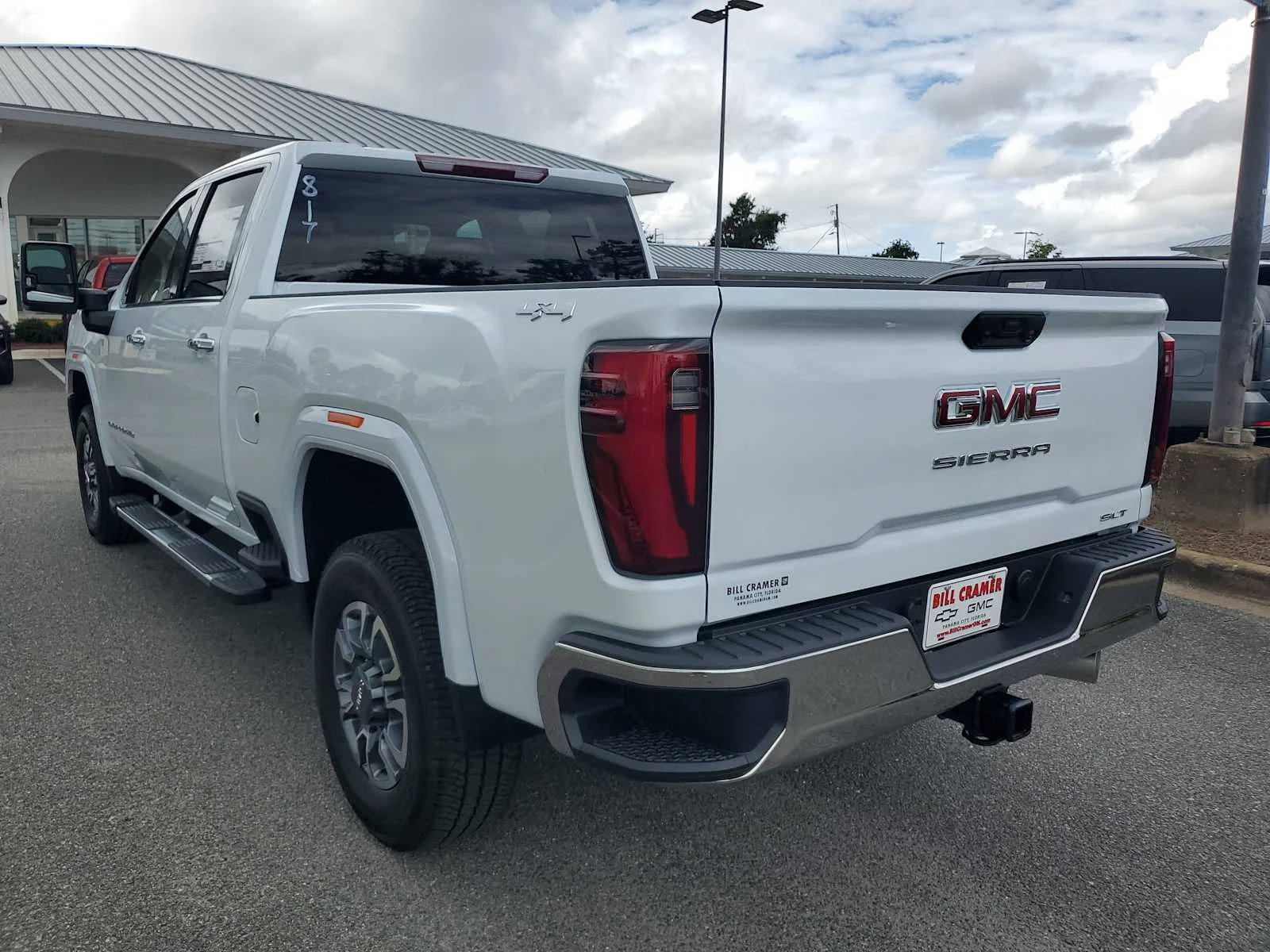 New 2026 Glacier White Tricoat GMC SLT image 27