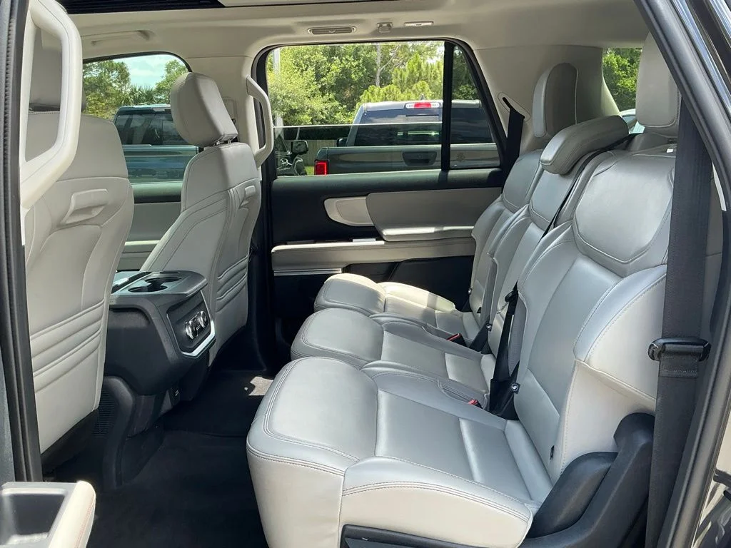 Used 2025 Gray Ford Active image 26