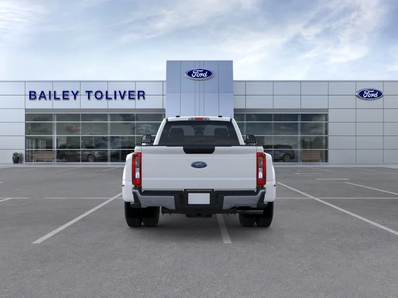 New 2026 Oxford White Ford F-350® XLT image 30